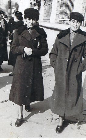 Magda si Silvia, studente, la Iași